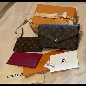 Louis Vuitton Monogram Felicie Pouchette. Excellent Preloved  Receipt. B…